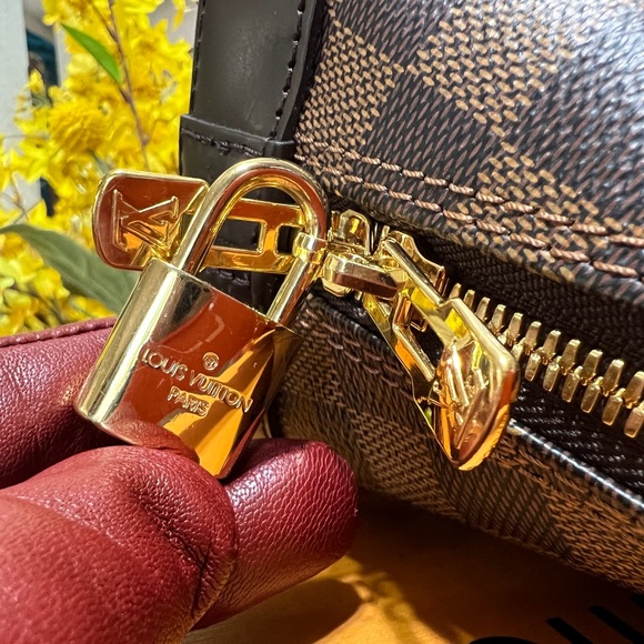 Louis Vuitton Alma BB Damier Ebene - Picture 5 of 16
